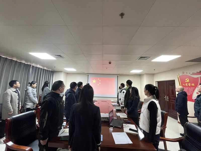 立足崗位做貢獻(xiàn) 實(shí)干擔(dān)當(dāng)解難題